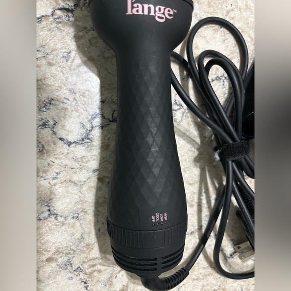 L\'ange Black Hair Dryer Brush with Cover